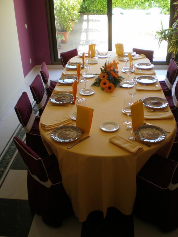 Hotel Tall de Conill Capellades Esterno foto