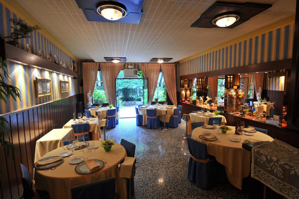 Hotel Tall de Conill Capellades Esterno foto