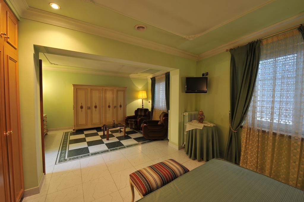 Hotel Tall de Conill Capellades Camera foto