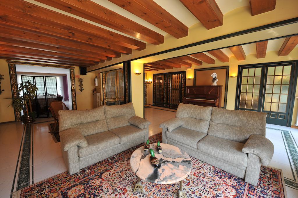 Hotel Tall de Conill Capellades Esterno foto