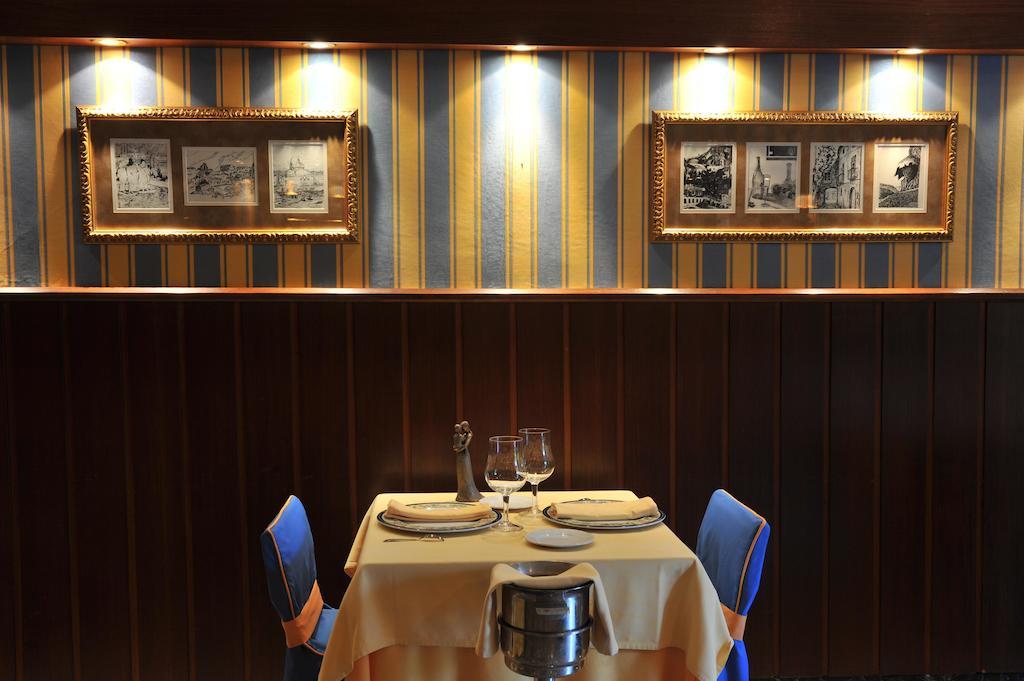 Hotel Tall de Conill Capellades Esterno foto